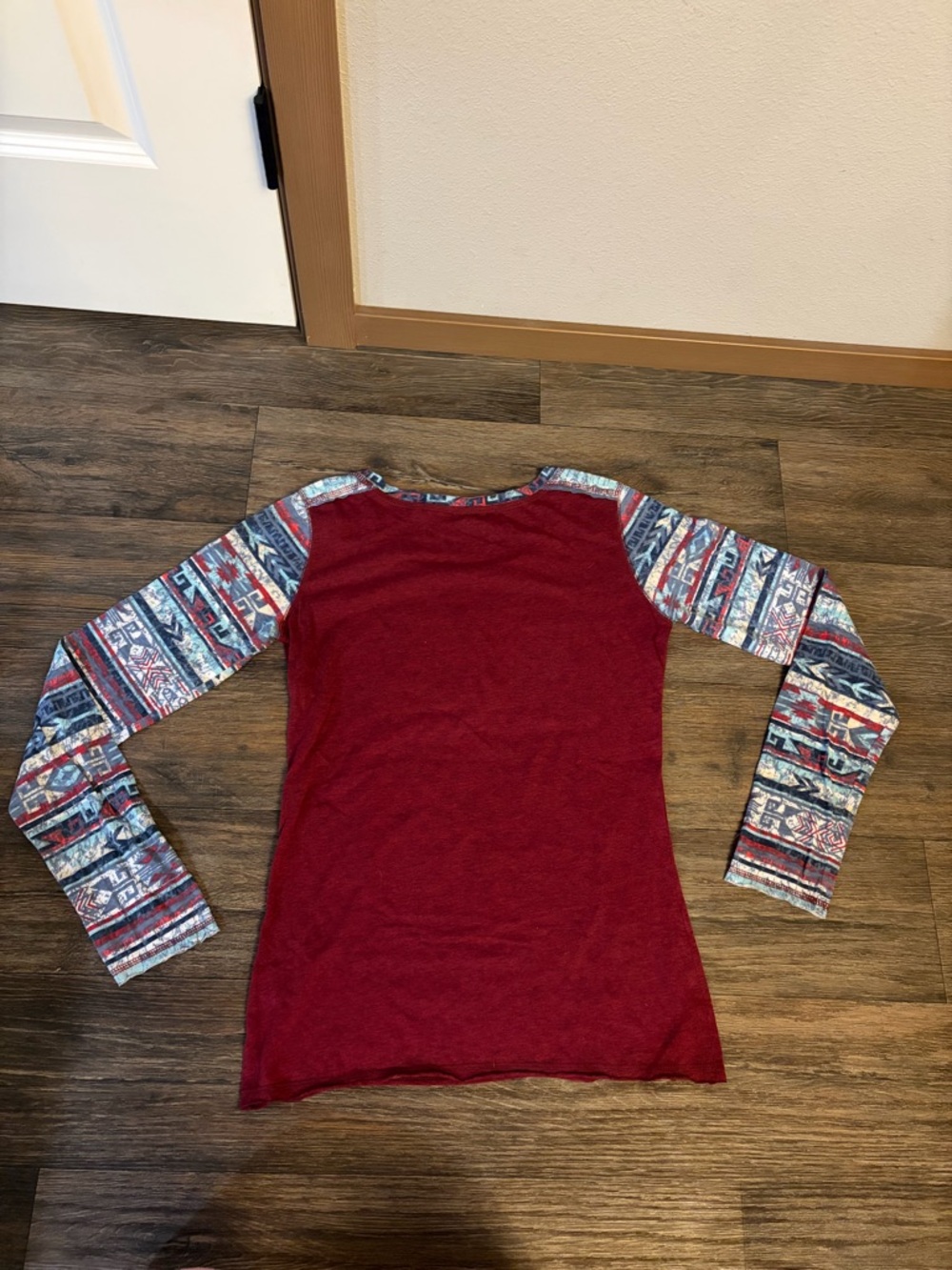 NWOT Women’s Western Panhandle Long Sleeve Earn Your Spurs Rodeo Spirit Size M - Picture 7 of 7